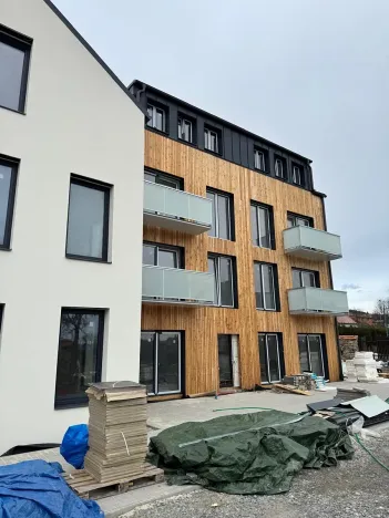 Prodej bytu 3+kk, Horní Planá, Náměstí, 83 m2