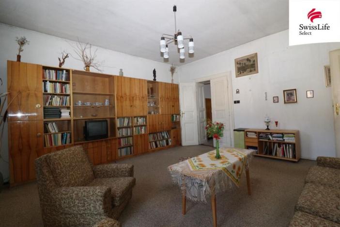 Prodej bytu 2+1, Nejdek, náměstí Karla IV., 74 m2