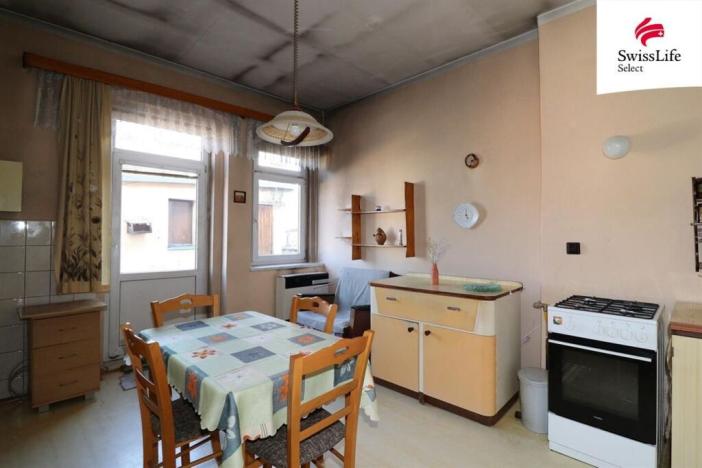 Prodej bytu 2+1, Nejdek, náměstí Karla IV., 74 m2