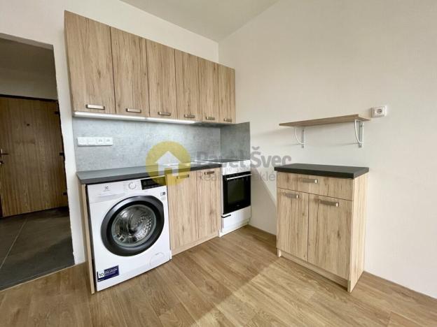 Pronájem bytu 1+kk, Strakonice - Strakonice II, Na Ohradě, 32 m2