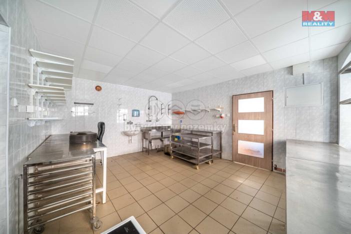 Pronájem restaurace, Nepomuk, Husova, 124 m2