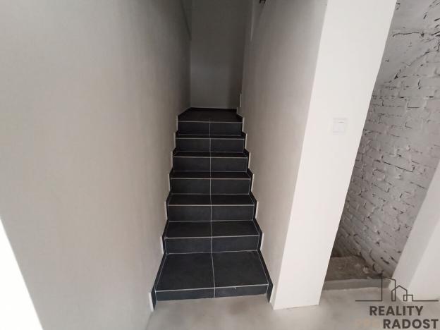 Prodej rodinného domu, Veltruby, K zastávce, 140 m2