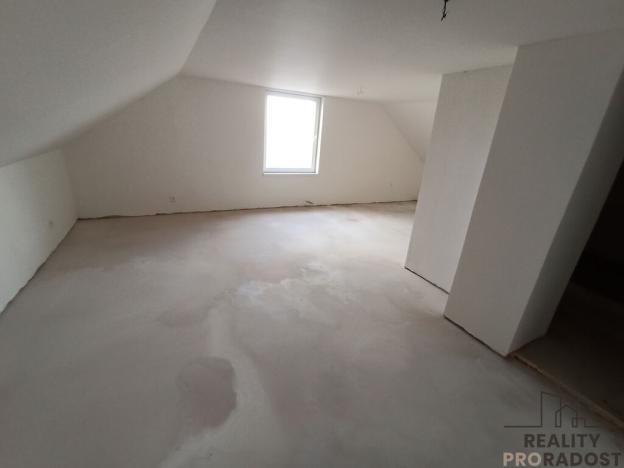 Prodej rodinného domu, Veltruby, K zastávce, 140 m2