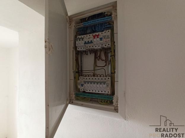 Prodej rodinného domu, Veltruby, K zastávce, 140 m2