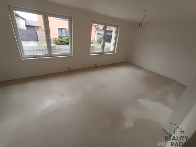 Prodej rodinného domu, Veltruby, K zastávce, 140 m2