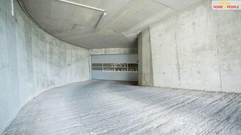 Prodej garáže, Praha - Prosek, Kytlická, 14 m2