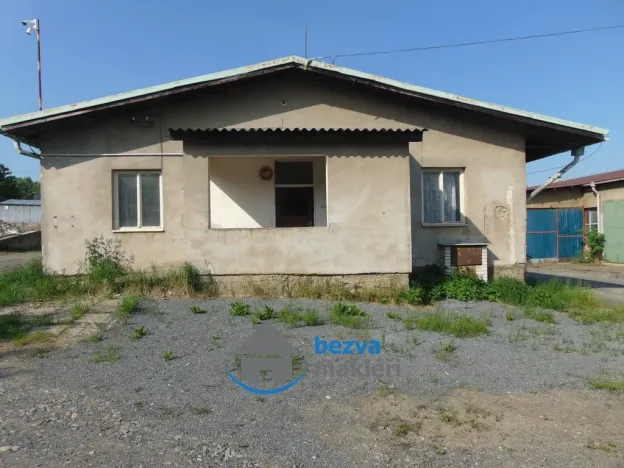 Pronájem výrobních prostor, Skuteč, Zvěřinova, 118 m2