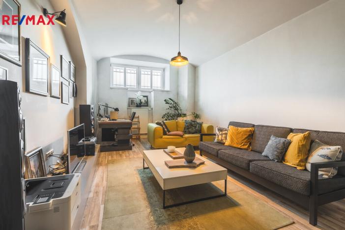 Prodej bytu 3+1, Praha - Vinohrady, U Havlíčkových sadů, 75 m2