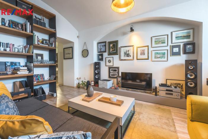 Prodej bytu 3+1, Praha - Vinohrady, U Havlíčkových sadů, 75 m2