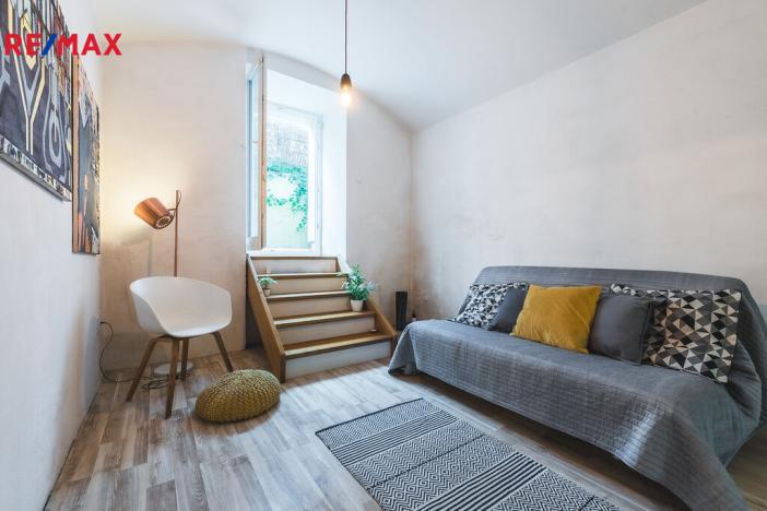 Prodej bytu 3+1, Praha - Vinohrady, U Havlíčkových sadů, 75 m2