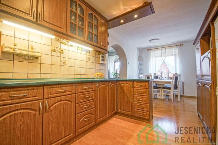 Prodej rodinného domu, Žulová, Hlavní, 119 m2