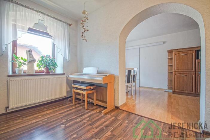 Prodej rodinného domu, Žulová, Hlavní, 119 m2