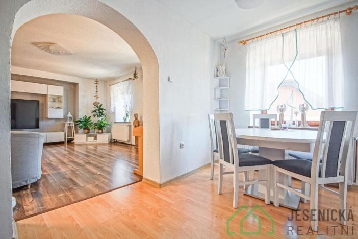 Prodej rodinného domu, Žulová, Hlavní, 119 m2