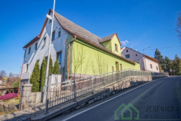 Prodej rodinného domu, Žulová, Hlavní, 119 m2