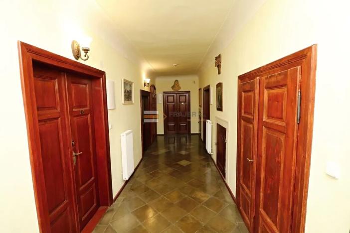 Pronájem bytu 2+kk, Uhlířské Janovice, Václavské náměstí, 55 m2