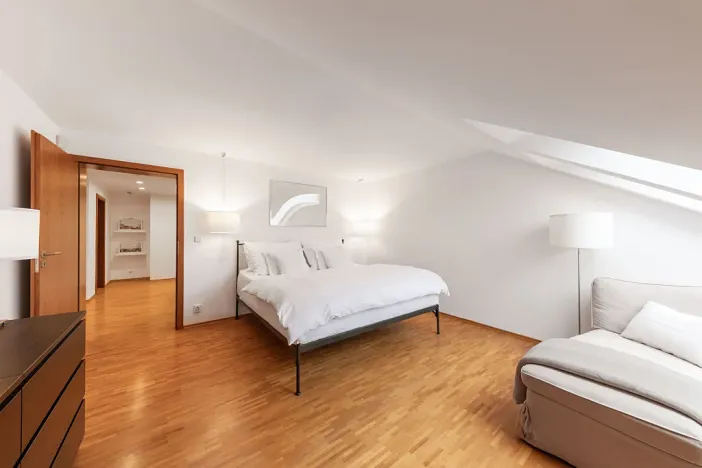 Prodej bytu 6+kk a větší, Praha - Pitkovice, Křemenáčová, 169 m2