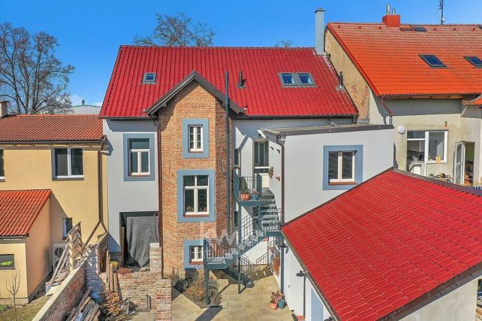 Prodej vícegeneračního domu, Velim, Palackého, 547 m2