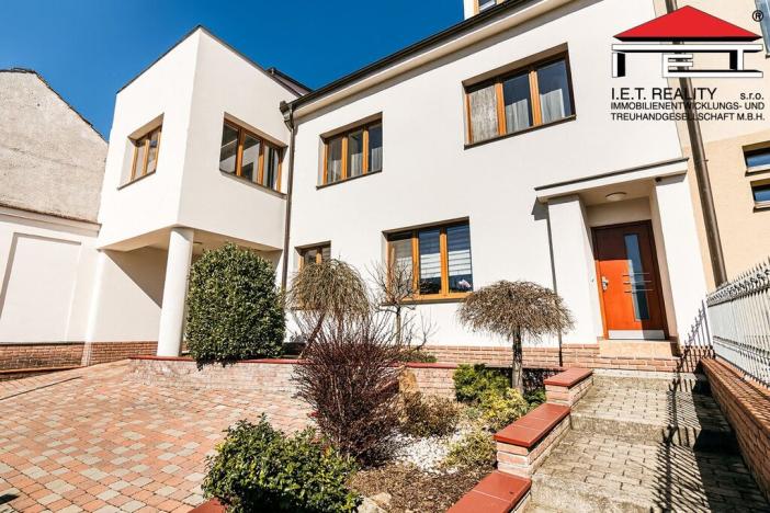 Prodej rodinného domu, Brno - Komín, 505 m2
