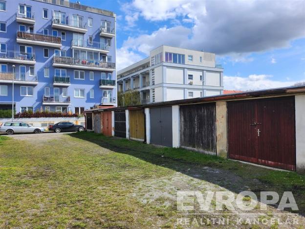Pronájem garáže, Praha - Michle, Novobohdalecká, 17 m2