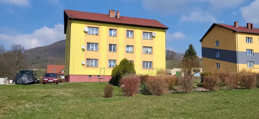 Prodej bytu 3+1, Brniště - Luhov, 79 m2