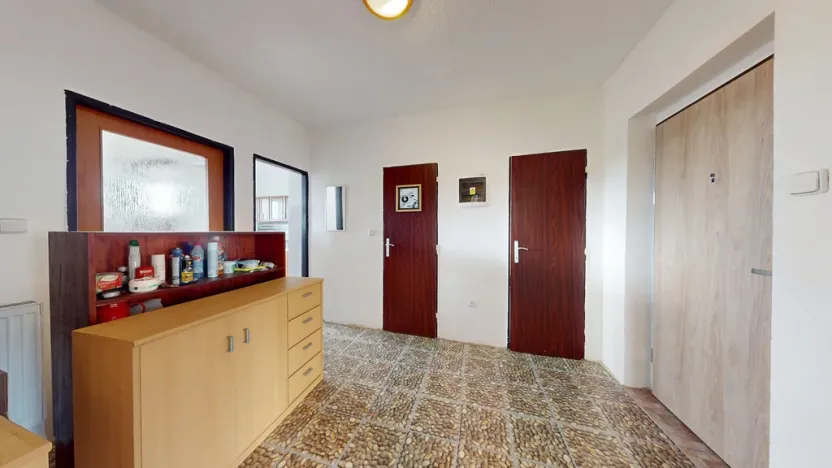 Prodej bytu 3+1, Brniště - Luhov, 79 m2