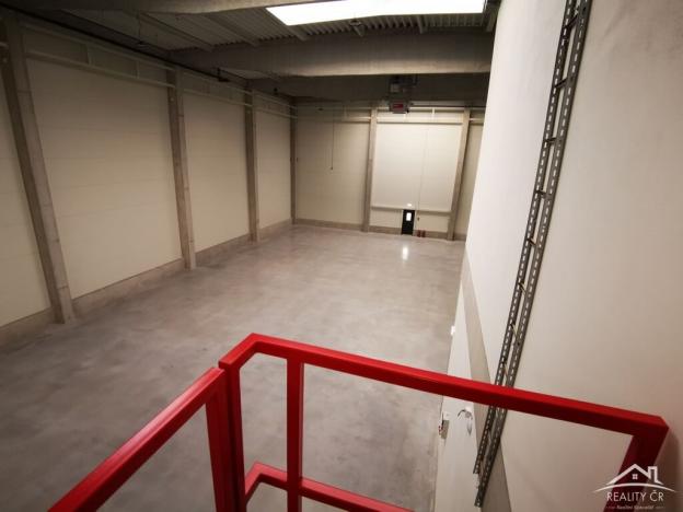 Pronájem skladu, Jihlava, Pávovská, 1094 m2