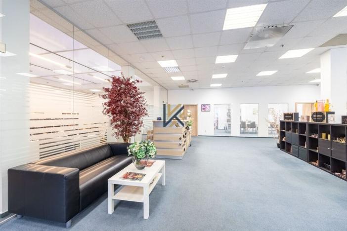 Pronájem kanceláře, Praha - Zličín, Na Radosti, 1030 m2