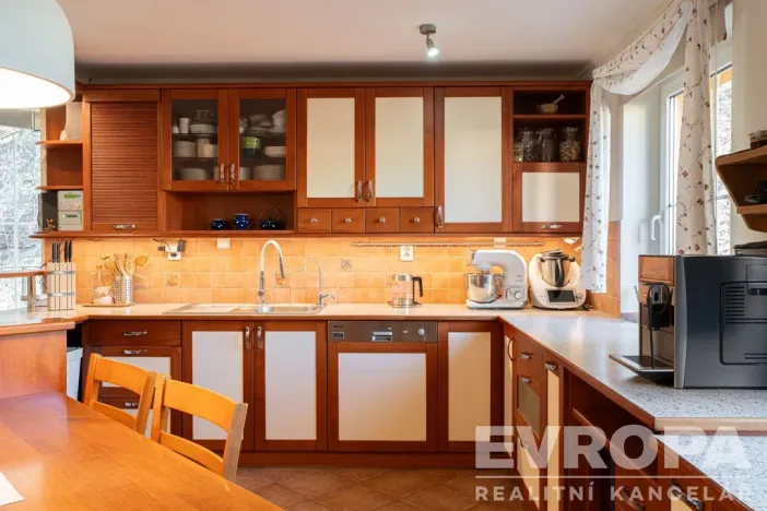 Prodej rodinného domu, Dolní Lánov, 140 m2