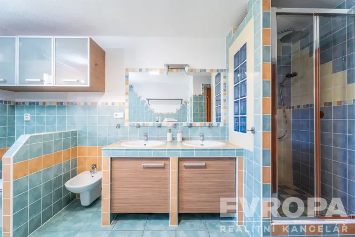 Prodej rodinného domu, Dolní Lánov, 140 m2