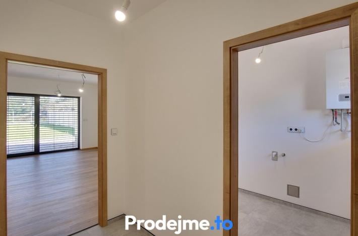 Prodej rodinného domu, Hevlín, 73 m2