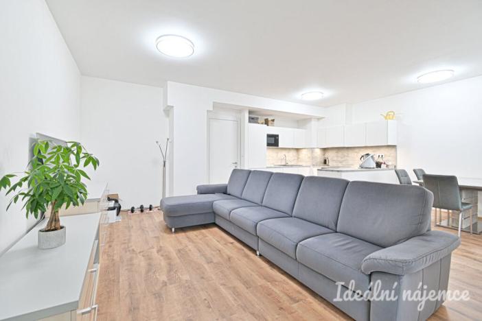 Pronájem bytu 2+kk, Slavkov u Brna, Slovanská, 81 m2