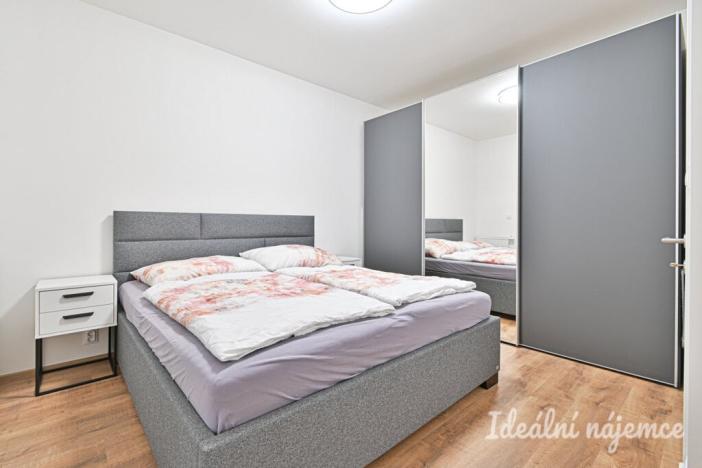 Pronájem bytu 2+kk, Slavkov u Brna, Slovanská, 81 m2