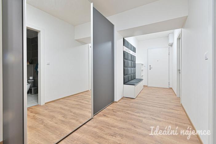 Pronájem bytu 2+kk, Slavkov u Brna, Slovanská, 81 m2