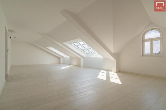 Prodej bytu 4+kk, Olomouc, Vídeňská, 211 m2