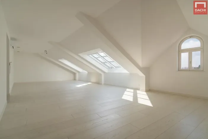 Prodej bytu 4+kk, Olomouc, Vídeňská, 211 m2