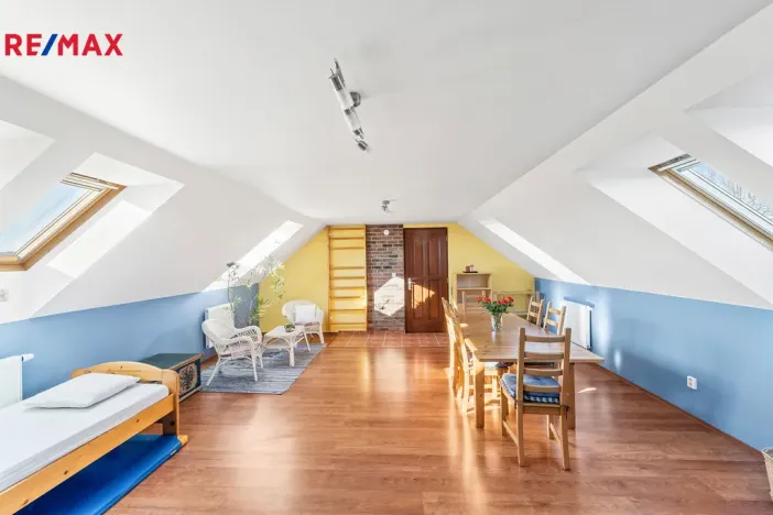 Prodej rodinného domu, Býšť, 4478 m2