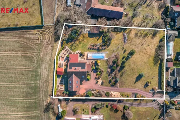 Prodej rodinného domu, Býšť, 4478 m2