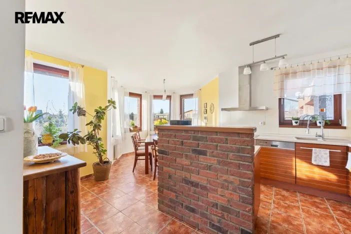 Prodej rodinného domu, Býšť, 4478 m2