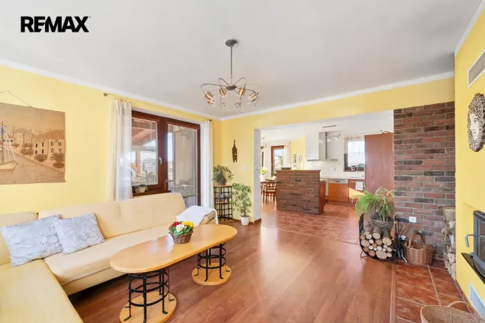 Prodej rodinného domu, Býšť, 4478 m2