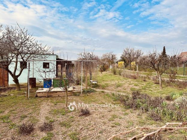 Prodej zahrady, Znojmo, 561 m2