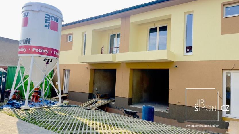 Prodej bytu 5+kk, Jenštejn - Dehtáry, 200 m2