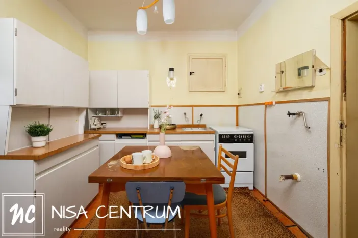 Prodej rodinného domu, Stará Paka - Roškopov, 220 m2