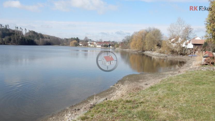 Prodej rodinného domu, Dolní Libochová, 1348 m2