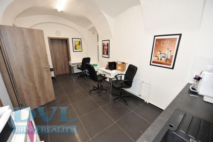 Pronájem obchodního prostoru, Brno, Hybešova, 90 m2