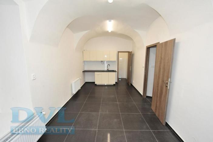 Pronájem obchodního prostoru, Brno, Hybešova, 90 m2