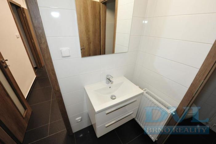 Pronájem obchodního prostoru, Brno, Hybešova, 90 m2