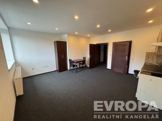 Pronájem bytu 1+kk, Světlá nad Sázavou, 35 m2