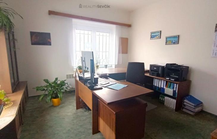 Pronájem výrobních prostor, České Budějovice - České Budějovice 2, České Vrbné, 550 m2