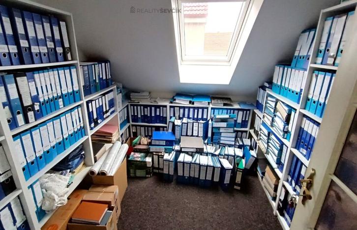 Pronájem výrobních prostor, České Budějovice - České Budějovice 2, České Vrbné, 550 m2