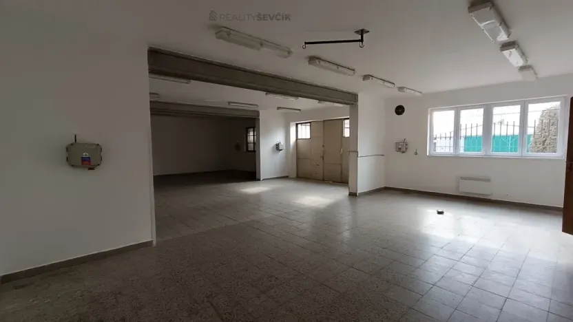 Pronájem výrobních prostor, České Budějovice - České Budějovice 2, České Vrbné, 550 m2
